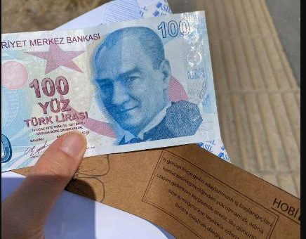 Ankara’da iş görüşmesine gelenlere yol parası hediye eden şirket takdir topladı