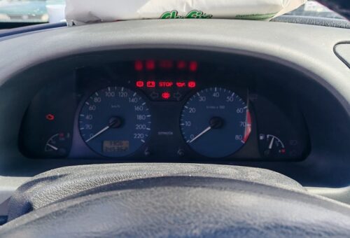 Araç Arıza Lambaları ve Anlamları: Sürücüler İçin Rehber